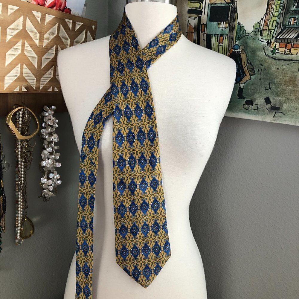 Lord & Taylor Men's Silk Necktie Gold White & Cobal Blue Made in Italy Tie NEW